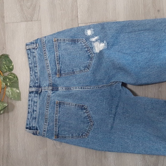 Shein Distressed High Rise Jeans - Picture 4 of 14